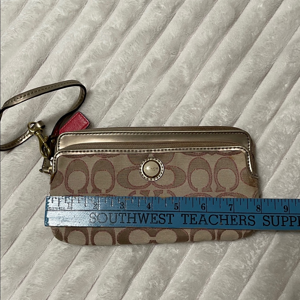 Coach Wristlet - Picture 9 of 10